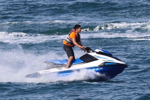 Valencia: Excursión en Moto de Agua + Paddle SurfValencia malvarrosa 30-minute Jet Ski Excursion