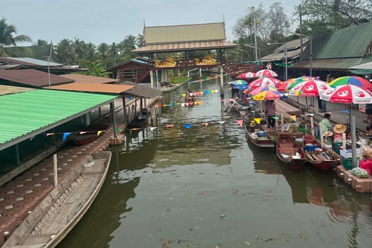 From Bangkok: Floating Market & Railway Market Day Trip