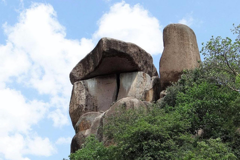 From Nairobi: Kit Mikayi Day Trip with Guide