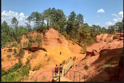 LUBERON : Gordes, Roussillon with Ochre trail & Sorgue river