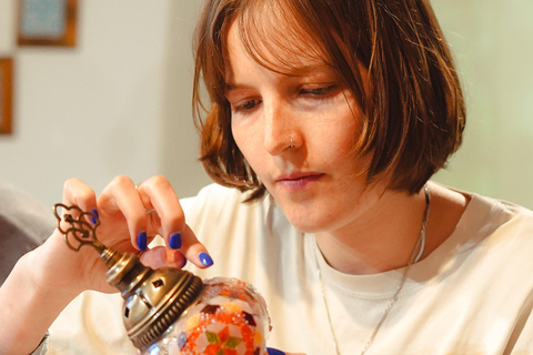 伊斯坦布尔：土耳其马赛克灯工作坊与博斯普鲁斯海峡美景伊斯坦布尔：土耳其马赛克灯具工坊（含博斯普鲁斯海峡景观）