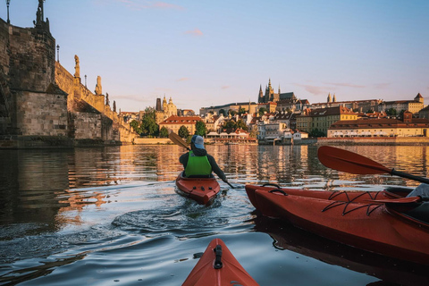 Prague: Charles Bridge & Hidden Canals Kayak Tour