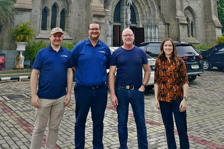 Tour turístico de medio día por la ciudad moderna y el casco antiguo de Yakarta