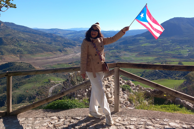 Ronda y Pueblos Blancos: Excursión de un día en grupo reducido