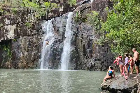 Airlie Beach : Waterfall & Bushwalk Eco Adventure Whitsundays (en anglais)