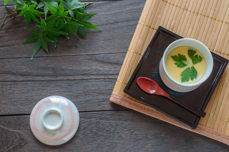 Tokyo: esperienza culinaria di rotoli di sushi e contorni