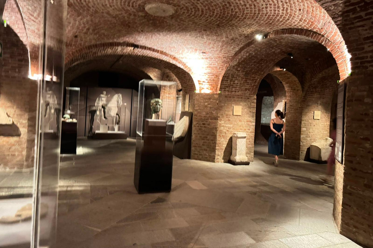 Turin: Royal Palace & Armoury Ticket with Story Trail