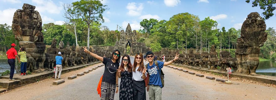 Au départ de Phnom Penh : Excursion d'une journée à Angkor Wat, Bayon et Ta Prohm