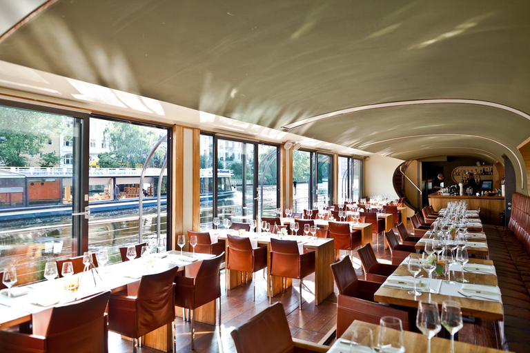 Berlin : Croisière en yacht électrique avec dîner à 4 platsCroisière à bord du Fitzgerald avec dîner à 4 plats