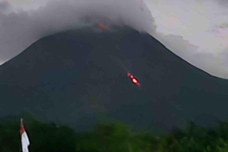 Yogyakarta: Prambanan Temple Sunset & Merapi Lava at Night All Include