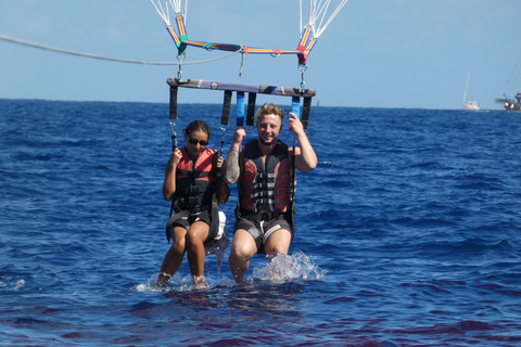 Comino: Blue Lagoon Parasailing Experience