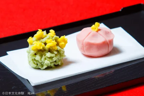 Fabrication de bonbons traditionnels japonais