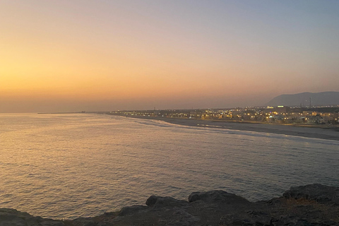 Salalah: Taqah Night Tour with Castle & Mosque Views
