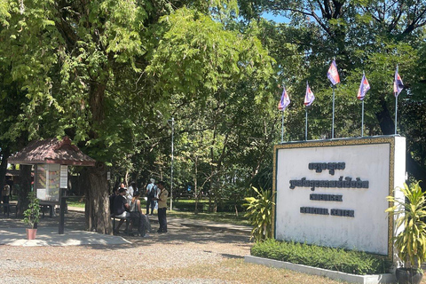 Phnom Penh: Silk Island, Killing Fields, and S-21 Tour