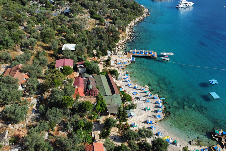 Żegluj po Turcji: 18-39 rejs z Fethiye do Olympos Blue CruiseŻegluj po Turcji: Rejs z Fethiye do Olympos dla młodych dorosłych w wieku 18-39 lat