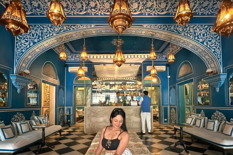 From Delhi: Same-Day Jaipur Tour with Hotel Pickup Private Tour from Delhi: Car, Driver, Guide, Tickets & Lunch