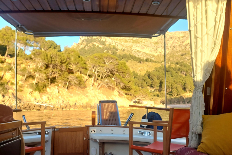 Ibiza: Sail into the Sunset on a Balearic Llaüt