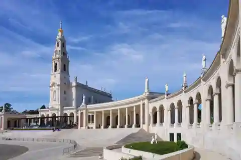 De Lisboa: Viagem de 1 dia a Fátima e Óbidos