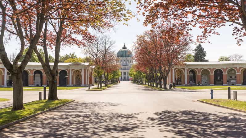 Viena: Cemitério Central, visita guiada com segredos fascinantes