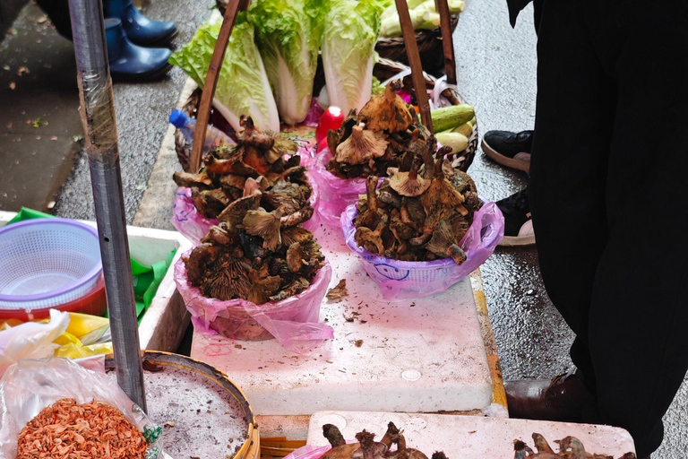 Zhangjiajie: Xiangxi Pickled Vegetable Class & Market Tour