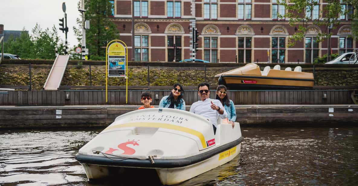 Afbeelding 6 van Amsterdam: bepaal je eigen route over de grachten met een waterfiets