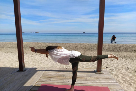 JOGA I MEDYTACJA NA PLAŻY LUB W LESIE