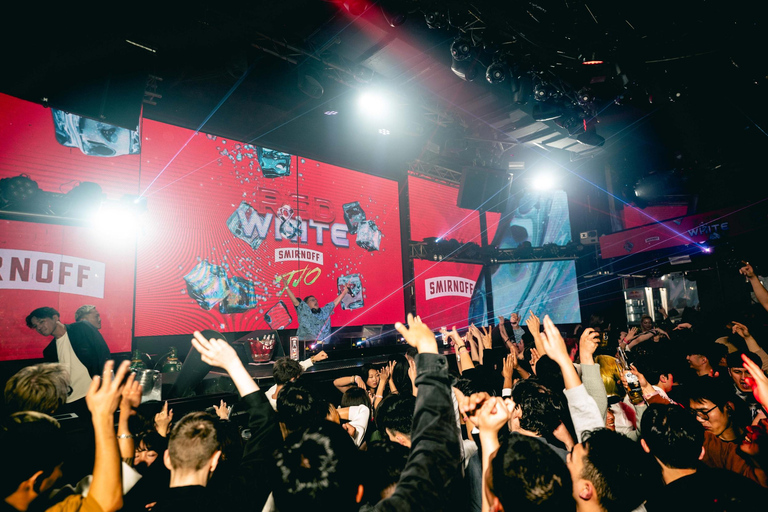 Tokyo Shinjuku: biglietto per il nightclub WARP e VIP (per stranieri)Pacchetto VIP Grand Cordon Duo