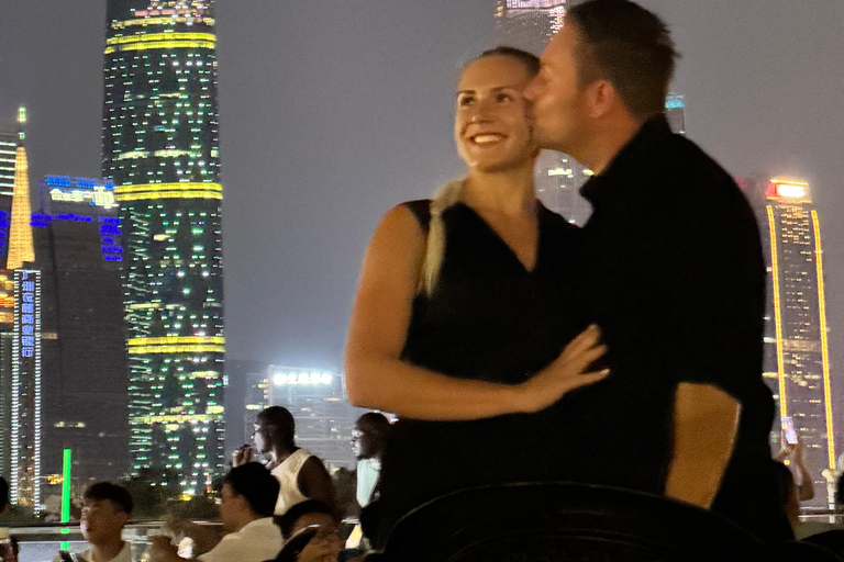 Guangzhou: Night Tour with River Cruise & Street Food Private Car & Cruise