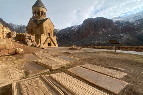 Yerevan: Silk Road Jeep Tour with Lake Sevan & Noravank