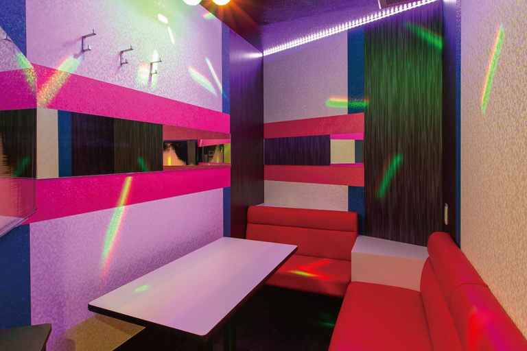 Tokyo: Karaoke Box Experience at BIG ECHO Shibuya Center Gai Honten (Plan including alcohol)