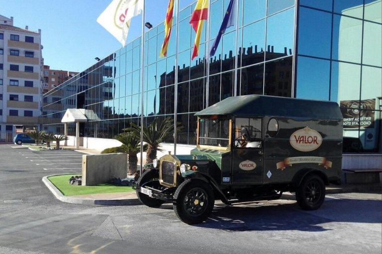 Villajoyosa: Visit the Chocolate Factory and the town by van from Alicante Villajoyosa: Visit a Chocolate Factory and the Village by Van from Alicante