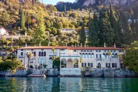 Lago de Como: passeio de caiaque de meio dia até Varenna