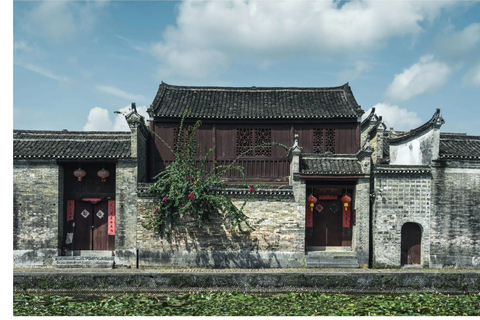 Bajiaozhai: Jiangtou Village and Bajiaozhai Tour