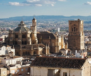 Granada: Cathedral and Royal Chapel Private tour with ticket