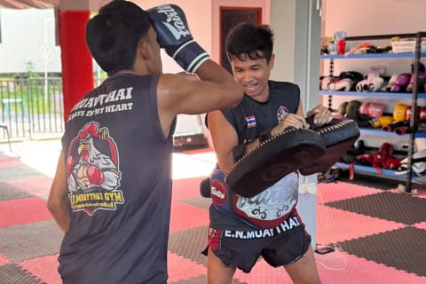 Krabi: Private 1-on-1 Muay Thai Session at E.N. Muaythai Gym - Image 2