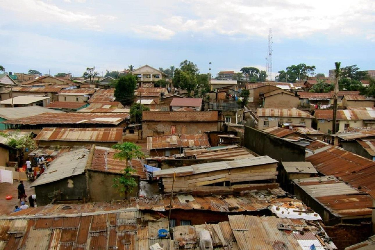 Kampala : Local Guided Walking Tour With a Street Rolex