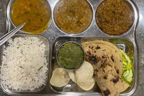 Udaipur: Indian Cooking Class - Art, Antiques & Storytelling Private Experience