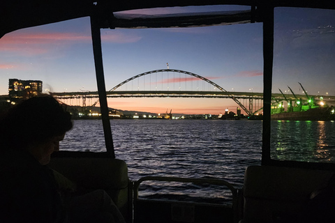 Cruzeiro de 2 horas ao pôr do sol no rio Willamette