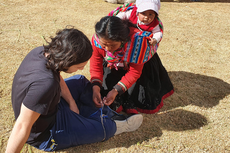 Cusco: Andean Textile Workshop with Traditional Lunch Cusco: Andean Textile Workshop with Traditional Lunch