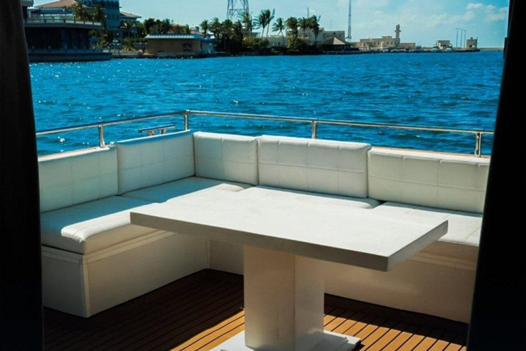 Luxury Sailing on a Wooden Houseboat in the Red Sea Extended Private Houseboat Experience – 3 Hours