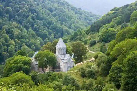 Yerevan: Lake Sevan, Dilijan, & Wine/Brandy Factory Day Trip