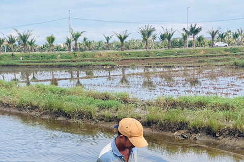 Hoi An: Morning Bike Tour - Rice Wine, Lunch & Villages Group Tour