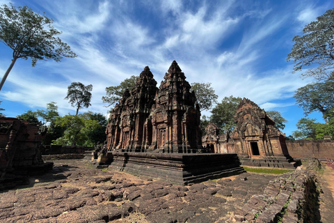 Aventure privée à Banteay Srei et aux chutes d&#039;eau de Phnom KulenVisite privée : Chute d&#039;eau de Kulen et temple de Banteay Srei