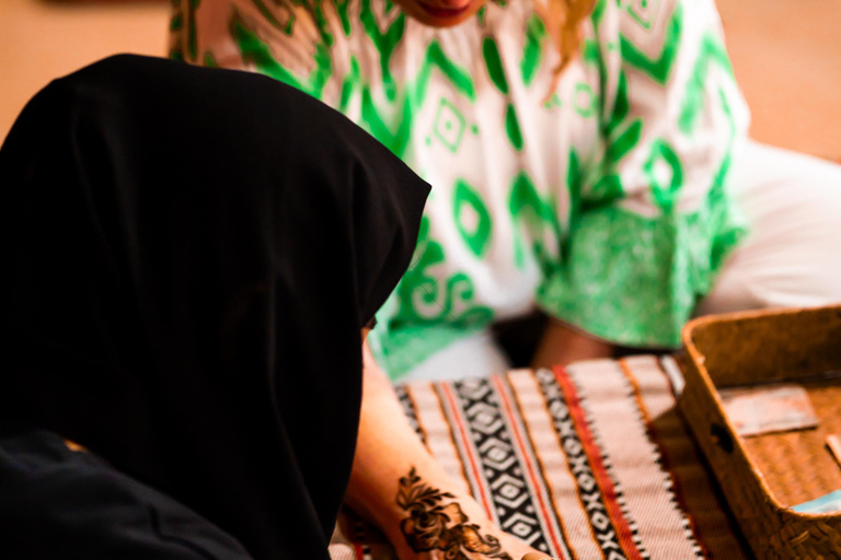 Abu Dhabi: Evening Desert Experience with BBQ Dinner & Shows 4 Hour Private Desert Safari No Dinner and Shows