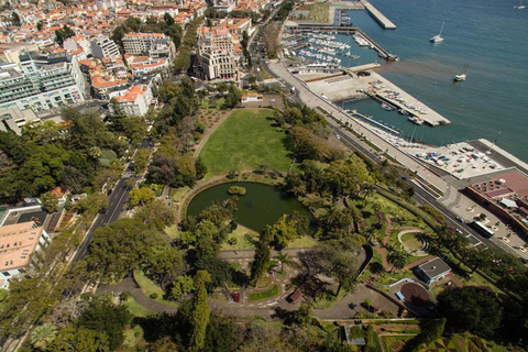 Funchal: Tuk-Tuk Tour with Madeira Wine and Honey Cake