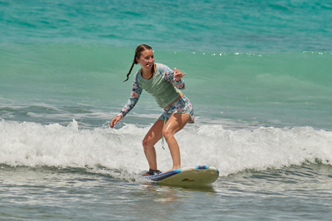 L&#039;aventure de la leçon de surf de Che