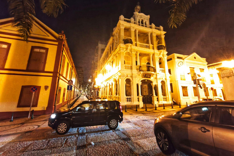 Macau Night City Tour｜Private Limo Tour with Driver-Guide 5 hours | 9 seater Van - Max for 8 pax