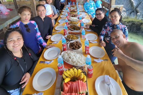 Coron: Dugong Watching Tour with Snorkeling