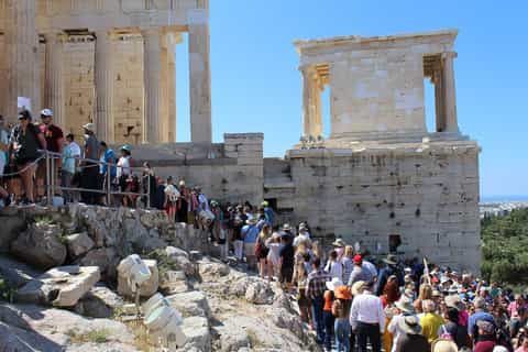 Athens: Acropolis Skip-the-line Ticket with Audio Tour