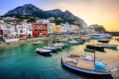 Capri ab Neapel: Inselrundfahrt oder Rundgang